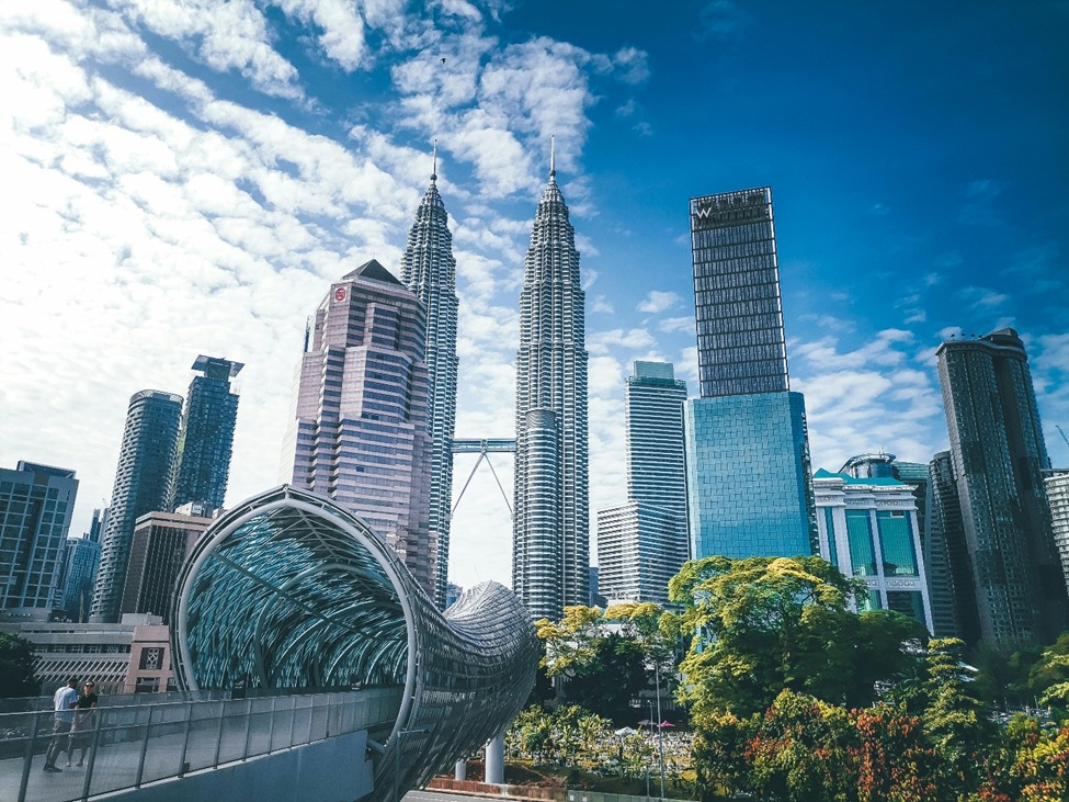 مميزات الدراسة في ماليزيا - Advantages of studying in Malaysia -